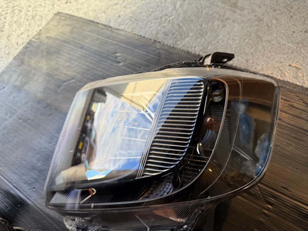 N-VAN 純正カスタムヘッドライト左右 インナーブラック加工