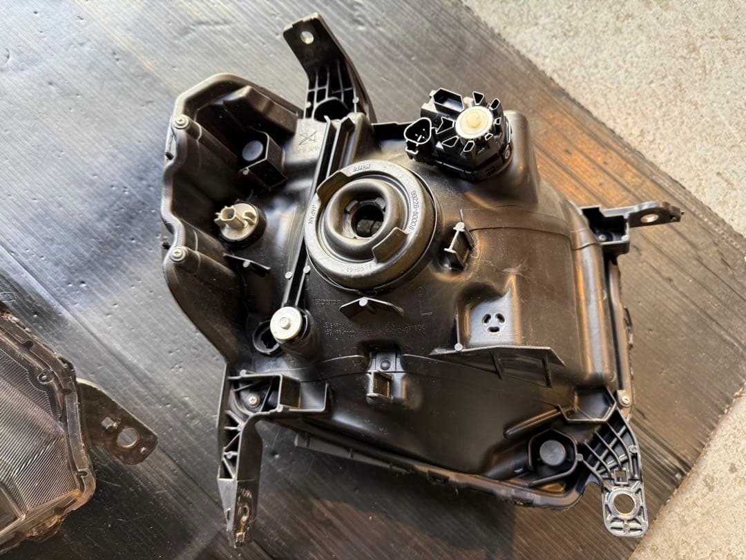 N-VAN 純正カスタムヘッドライト左右 インナーブラック加工