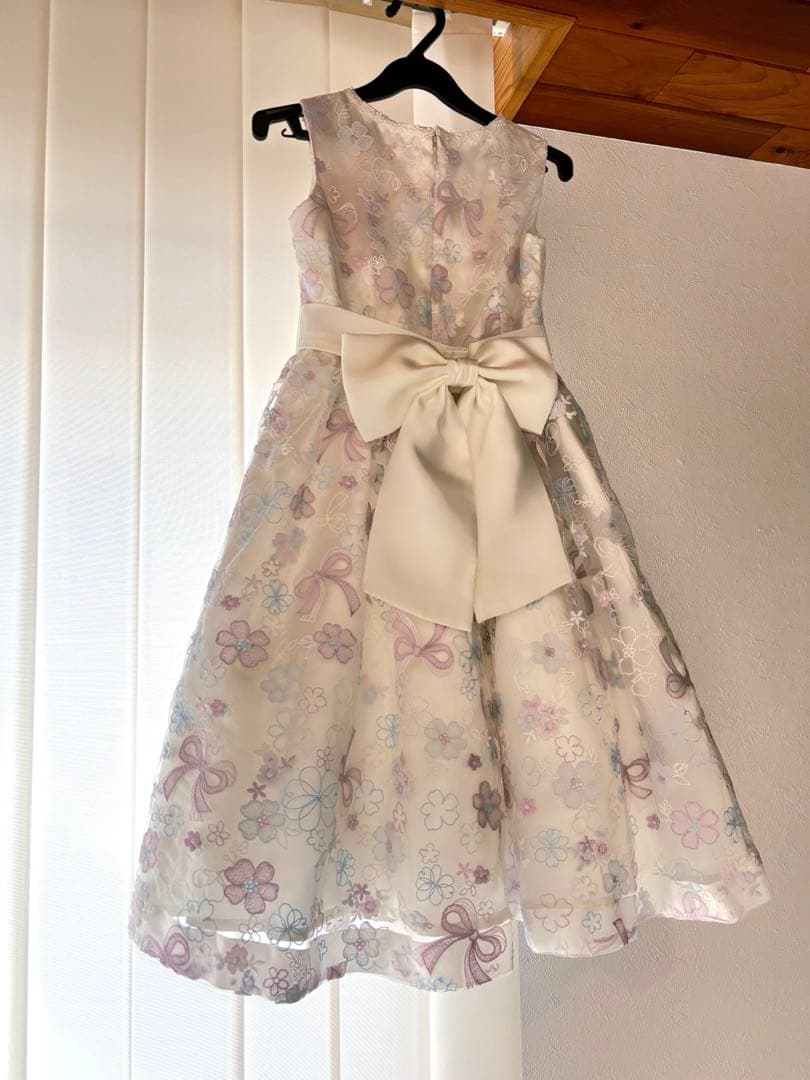 お花刺しゅう ドレス　オフホワイト