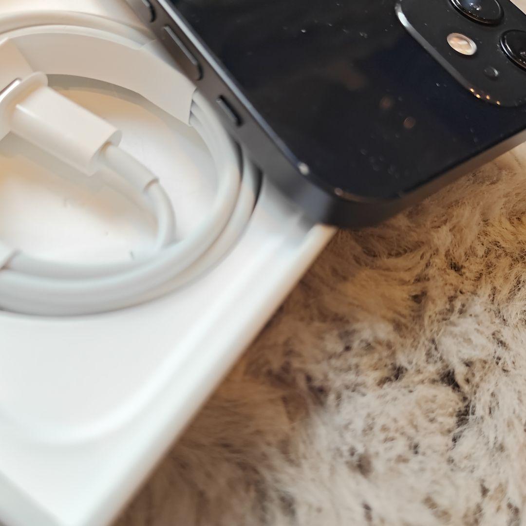 【新品付属品完備】iPhone 12 Black 64GB　SIMフリー