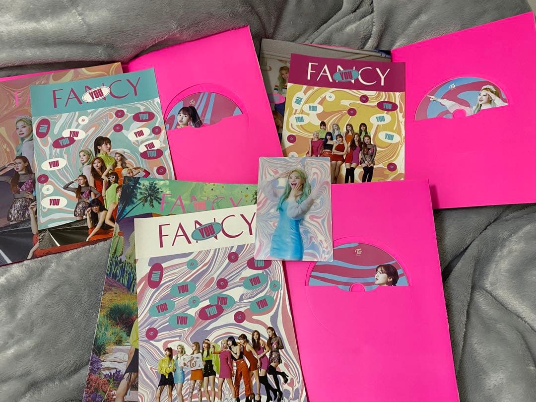 TWICEアルバムセット(付属品有)