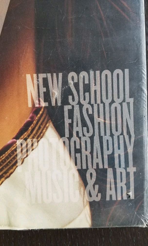 V MAGAZINE | No.19 2002 （外装フィルム未開封版）