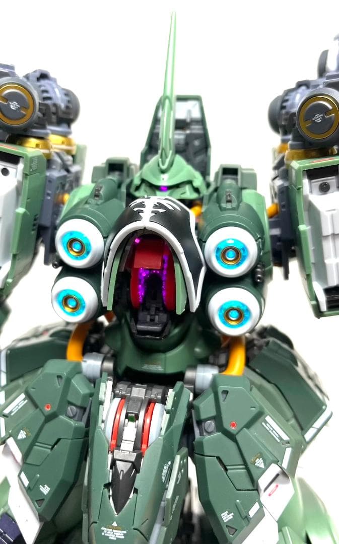 1/100 オシリス・エリアル ドミネーター 成形色完成品