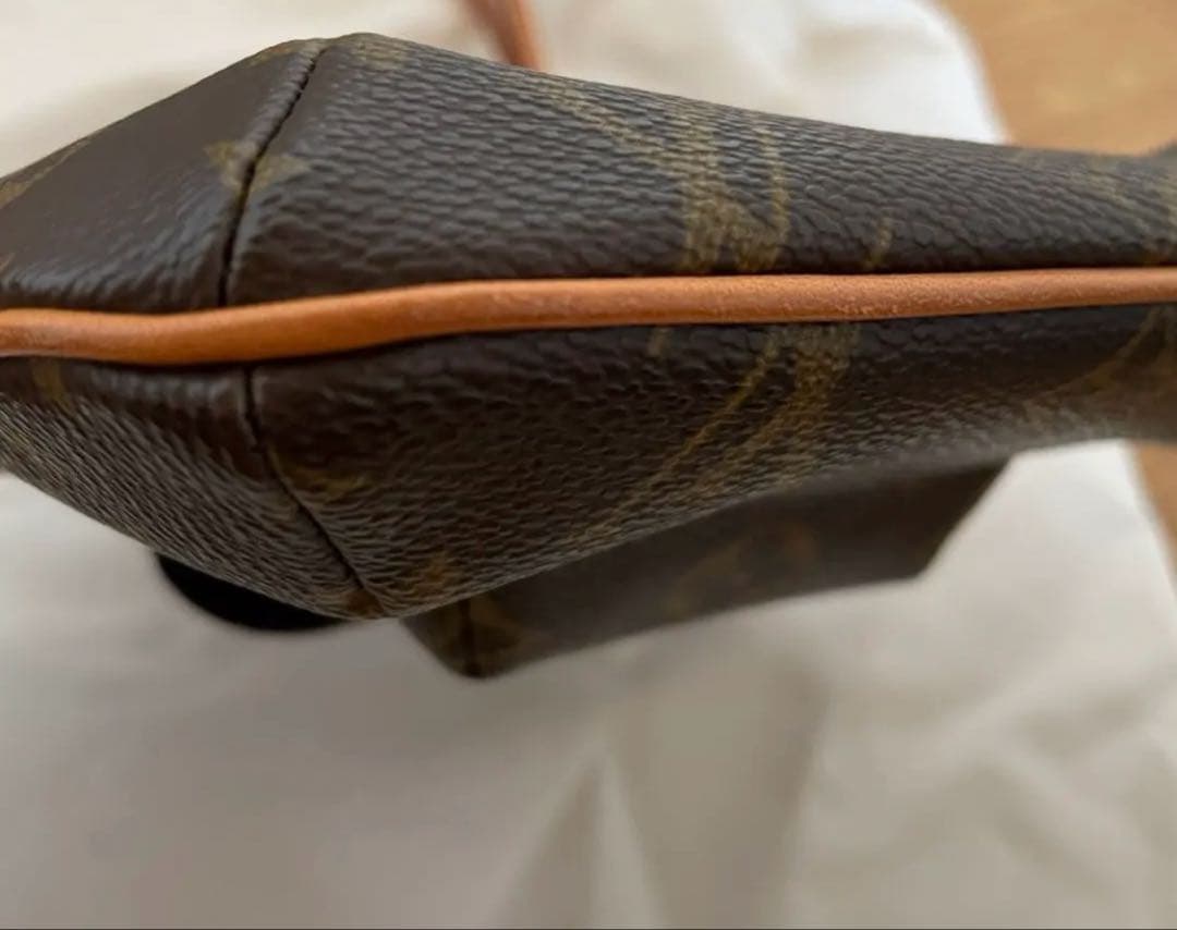 ルイヴィトン M51901 モノグラム パルティシオン ポーチ クラッチバッグ