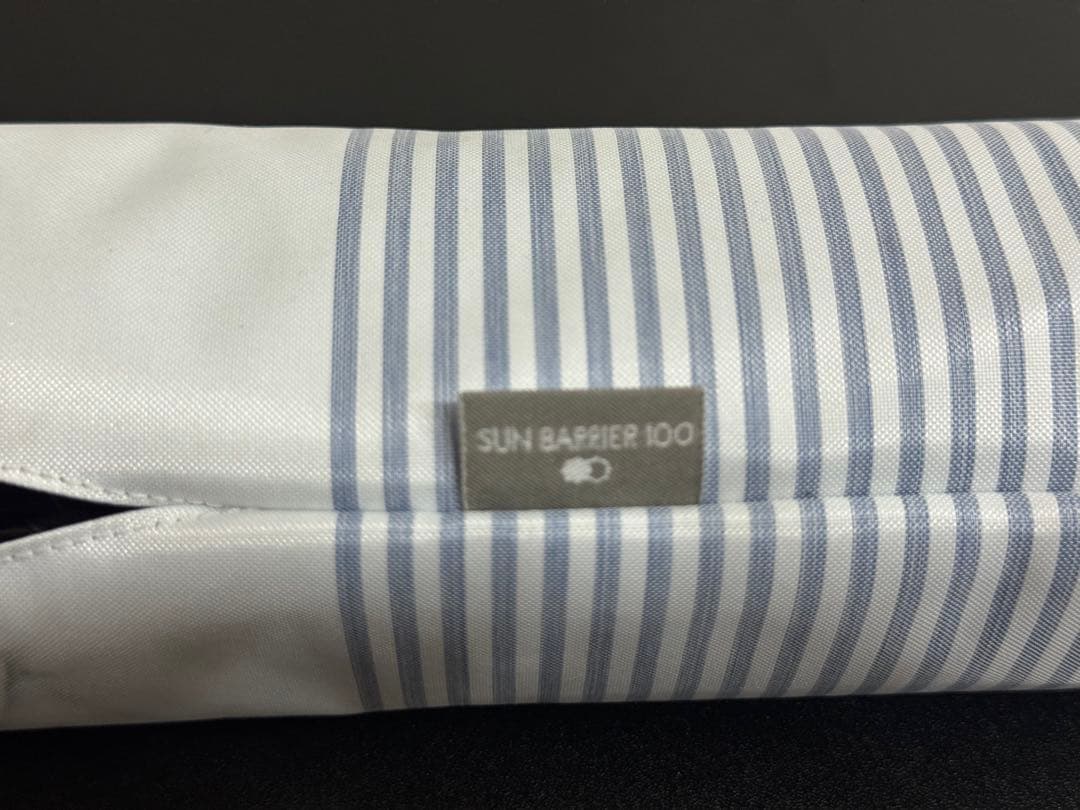 ⭐︎サンバリア100⭐︎ 折りたたみ日傘 ２段折 / ボーダー／ブルー