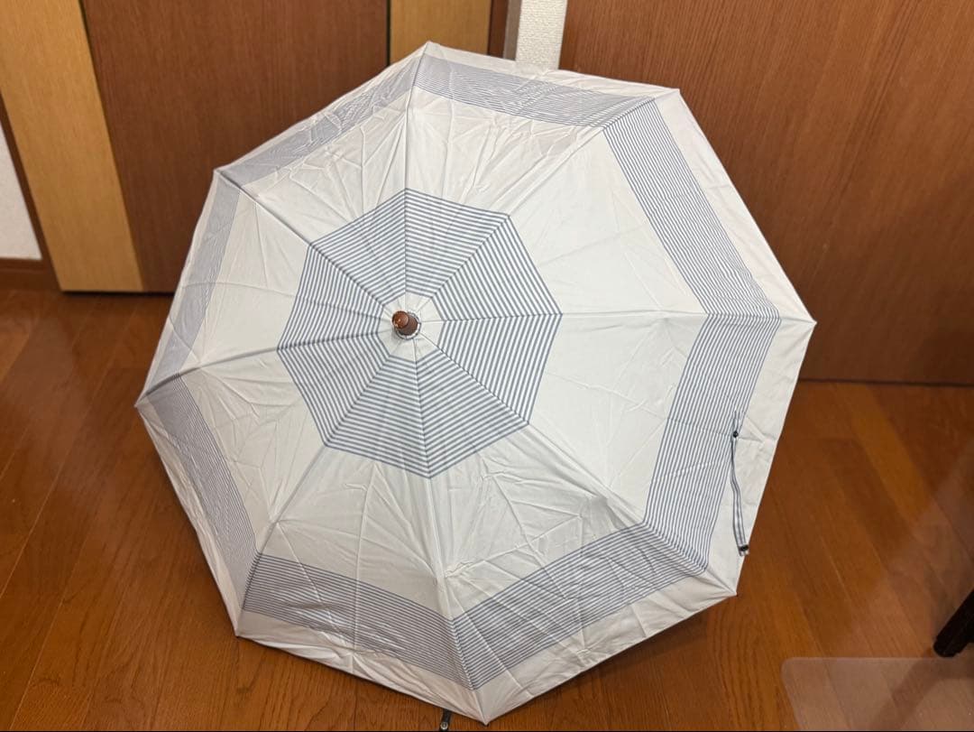 ⭐︎サンバリア100⭐︎ 折りたたみ日傘 ２段折 / ボーダー／ブルー
