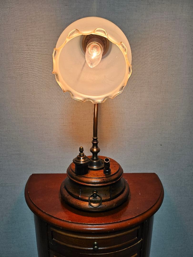 イタリアンアンティークウッドランプ