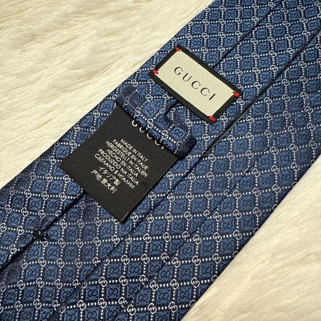 【未使用級】GUCCI ネクタイ　高級シルク　ジャガード　GG柄