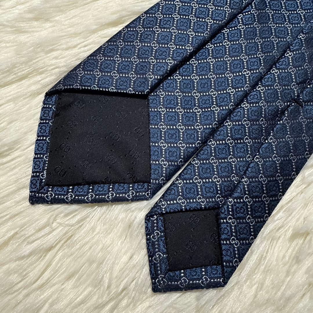 【未使用級】GUCCI ネクタイ　高級シルク　ジャガード　GG柄