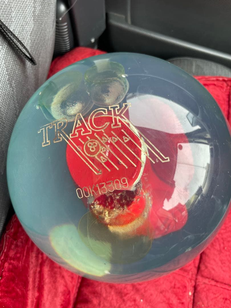 激レア　ボーリング　球　スペアボール