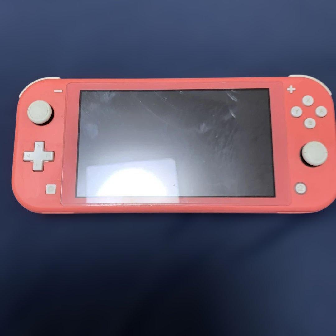 ベ*）様 ニンテンドーSwitchライト