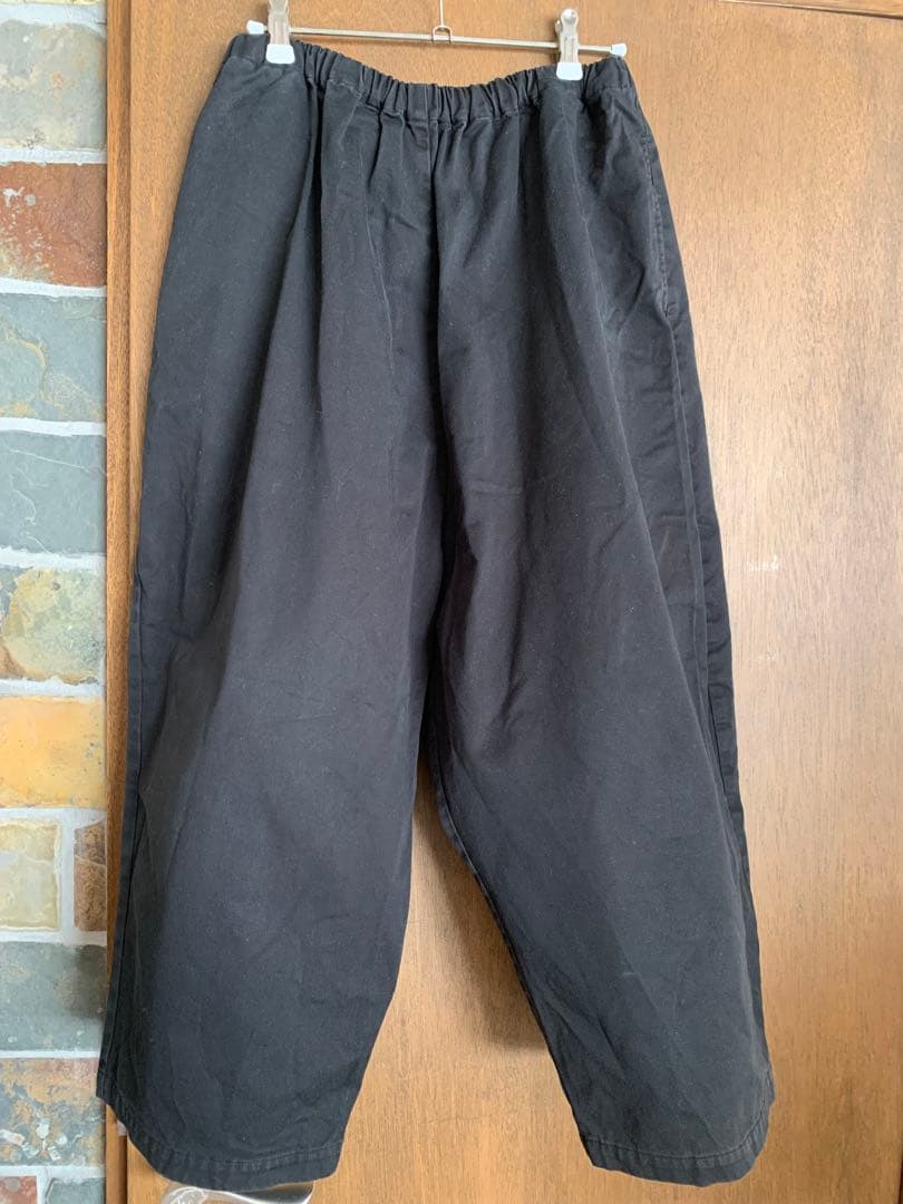 希少 イオグラフィック　バルーンパンツ　黒