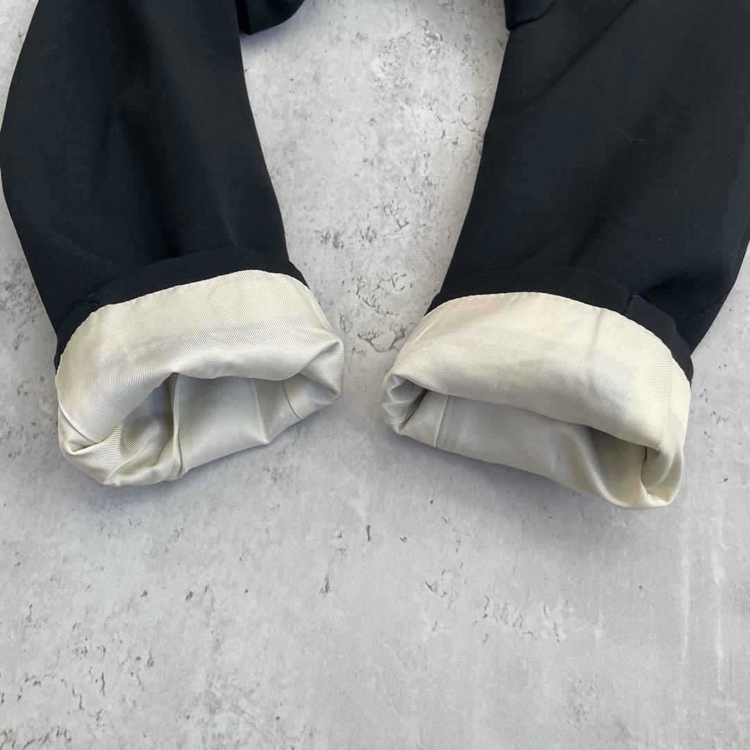 ダブルブレスト　スーツセットアップ　ブラック　黒　高級感　モード　成人式