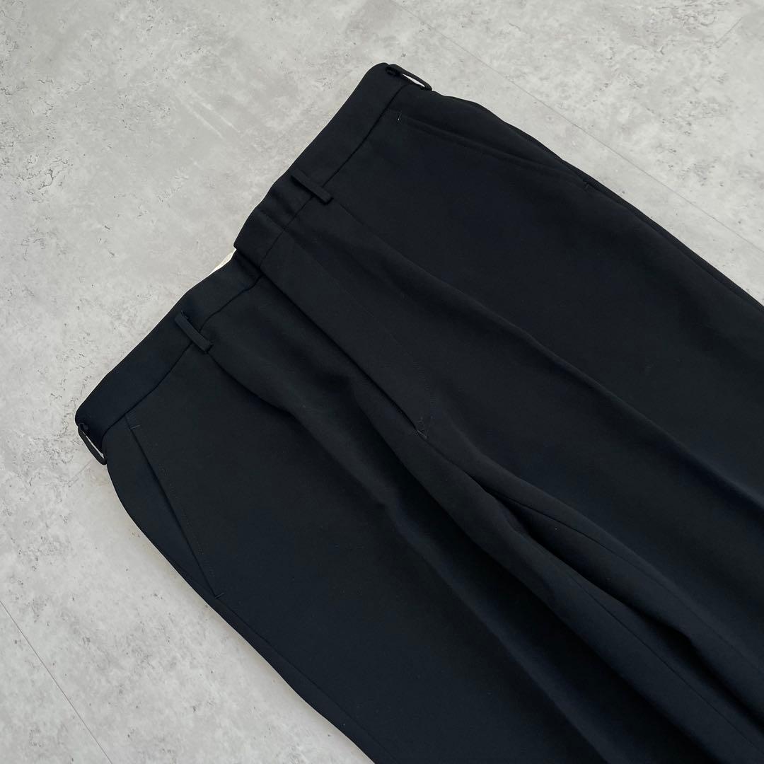 ダブルブレスト　スーツセットアップ　ブラック　黒　高級感　モード　成人式