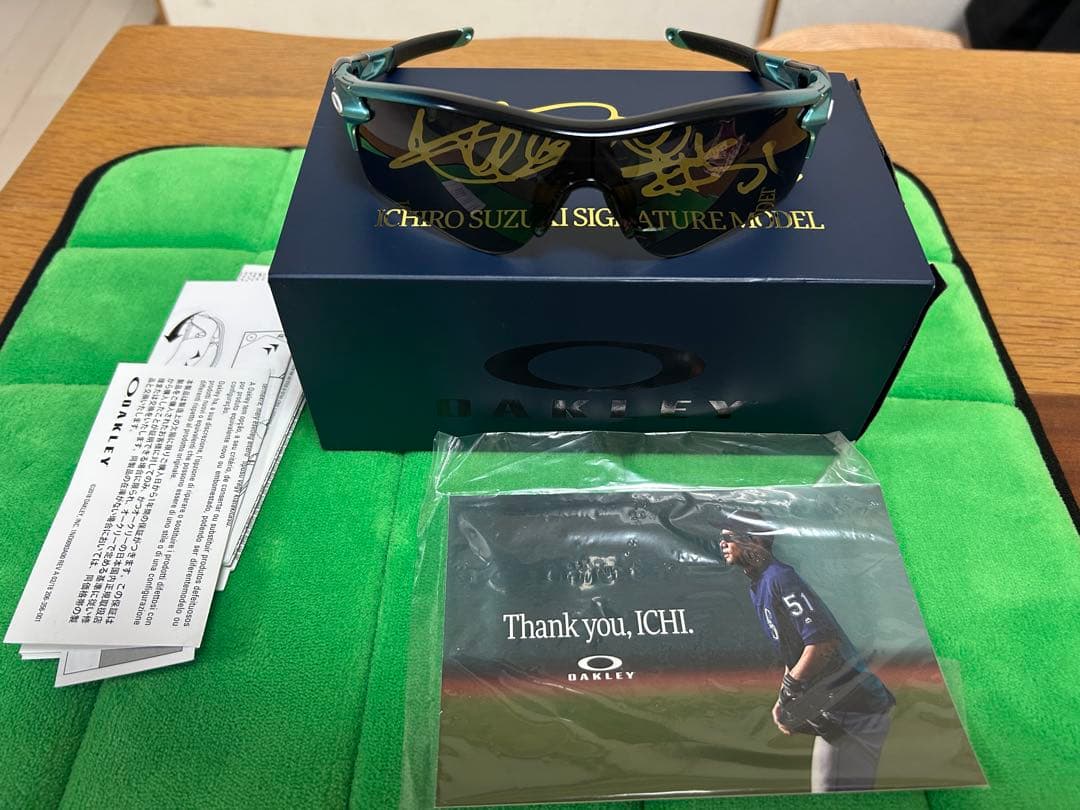 Oakley イチローシグネチャーモデル サングラス