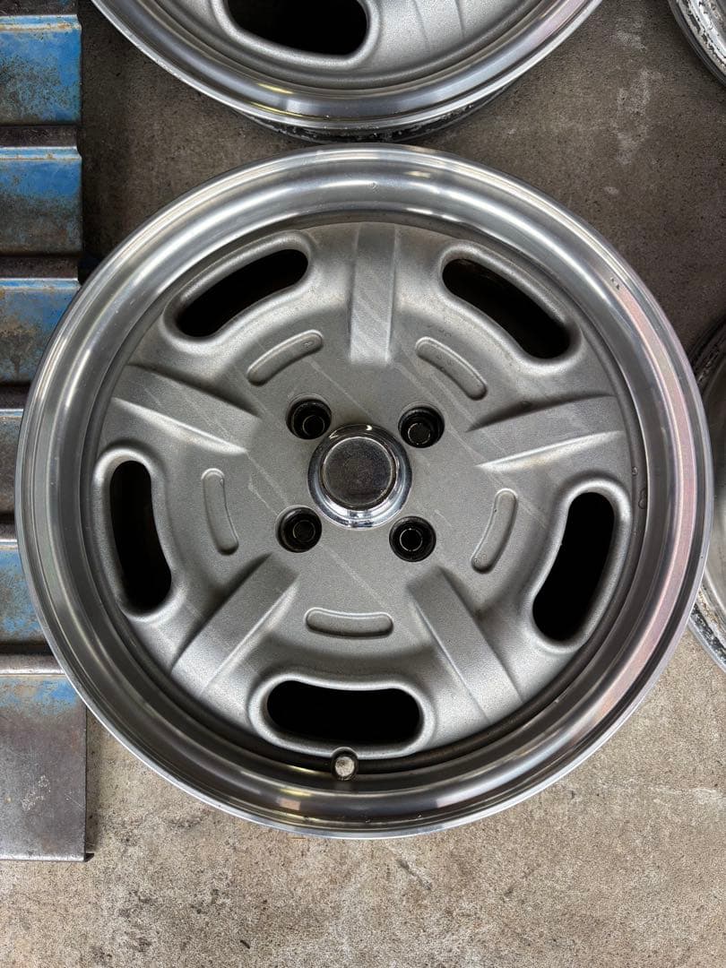 ムーンアイズスピードマスター15インチ