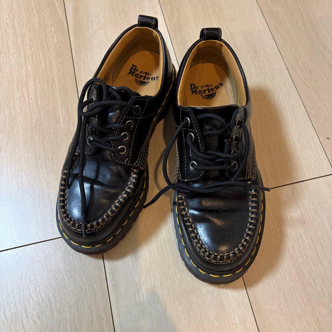 Dr. Martens 黒 モカシン 革靴