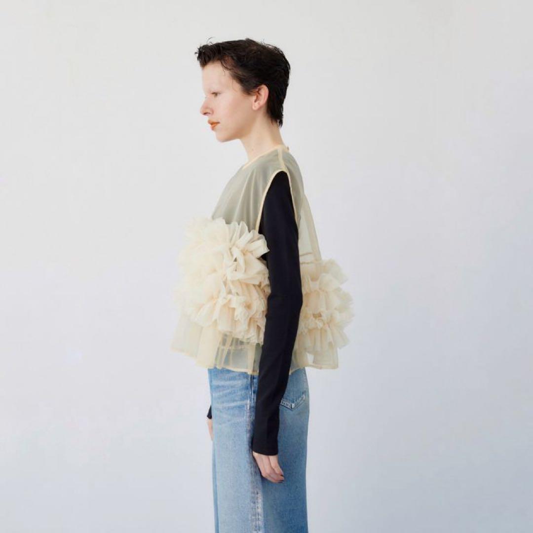 美品　HeRIN.CYE シフォン　メニーギャザーアタッチメントベスト　フリル