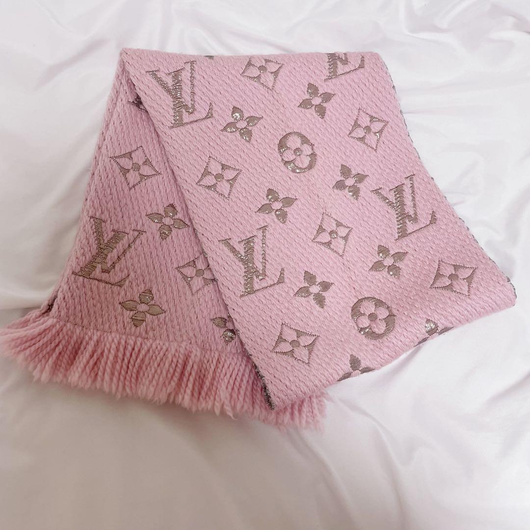LOUIS VUITTON エシャルプロゴマニアシャイン　マフラー　ピンク