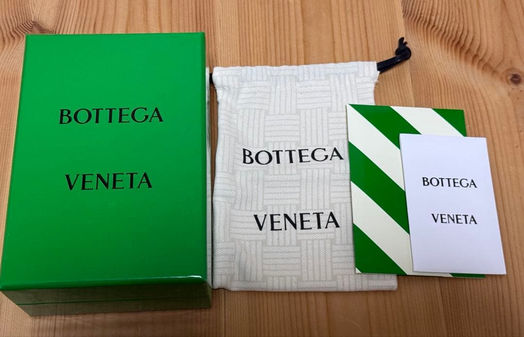 BOTTEGA VENETA / イントレチャート タイニー 三つ折りウォレット