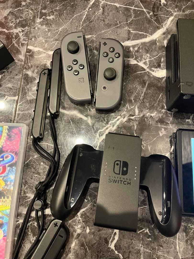 Switch本体グレー+マリオカート+ジョイコン+ジョイコングリップ