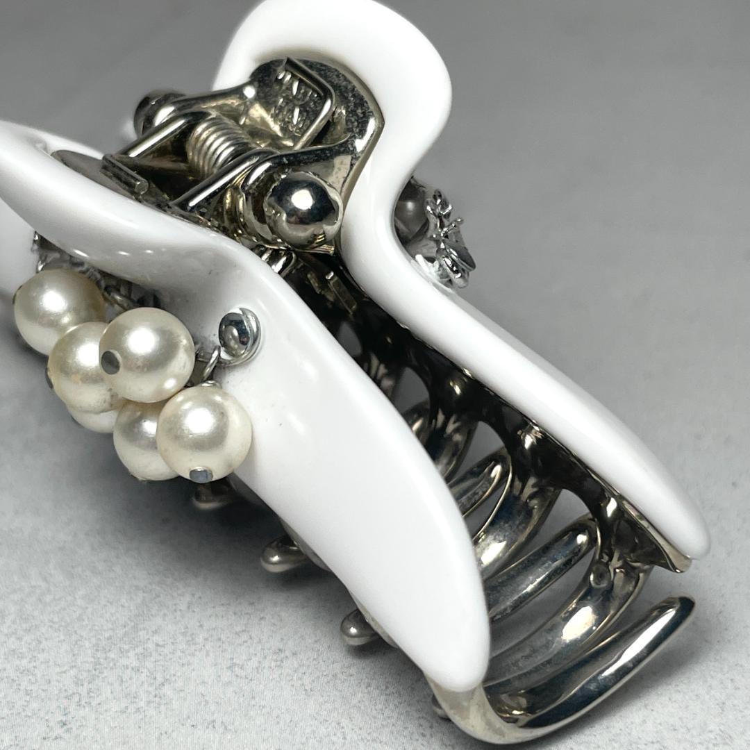 acca アッカ ヘアクリップ Mサイズ ミドル パール装飾 ホワイト シルバー