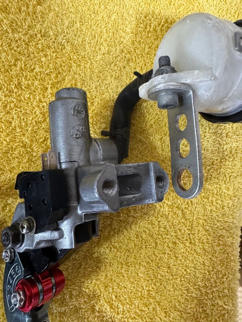 XJR1300外しニッシン製マスター左右