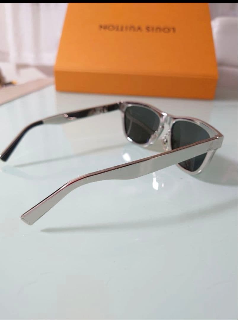 特価✨Louis Vuitton ルイヴィトン　サングラス　ハワイ購入