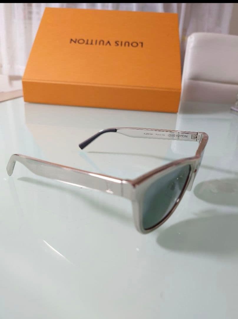 特価✨Louis Vuitton ルイヴィトン　サングラス　ハワイ購入