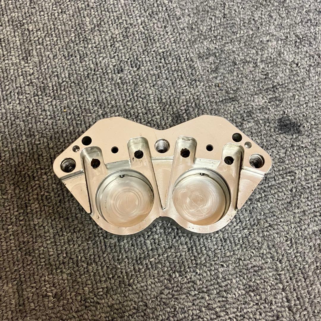 PMフロントキャリパー　ジャンク　バラ売りします。ハーレー パフォーマンスマシン