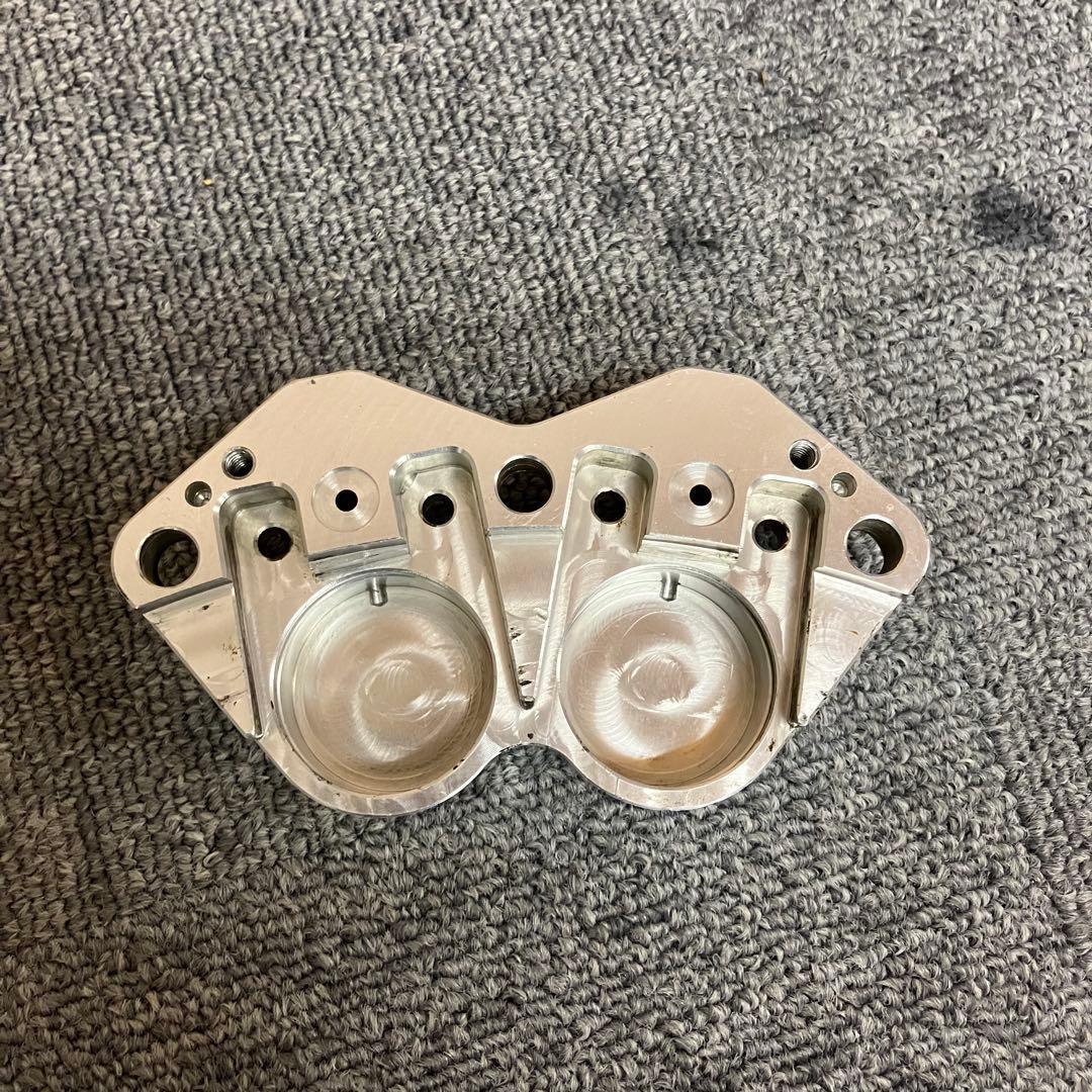 PMフロントキャリパー　ジャンク　バラ売りします。ハーレー パフォーマンスマシン