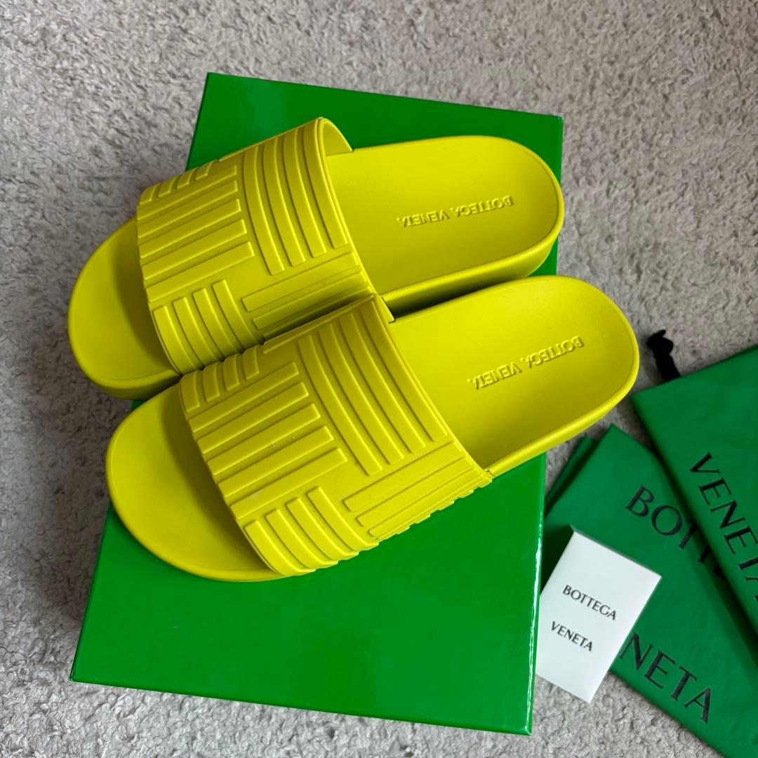 【最終お値下げ】新品未使用　BOTTEGA VENETA ラバー　サンダル