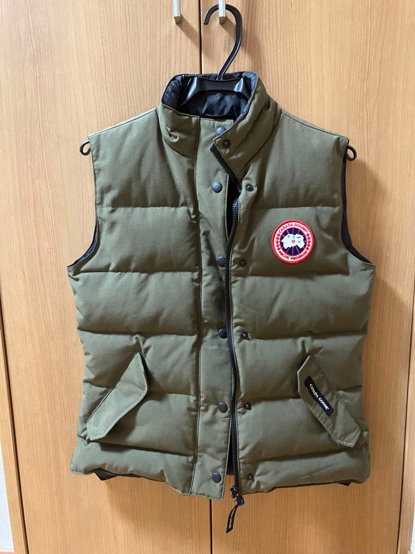   ダウンベスト S