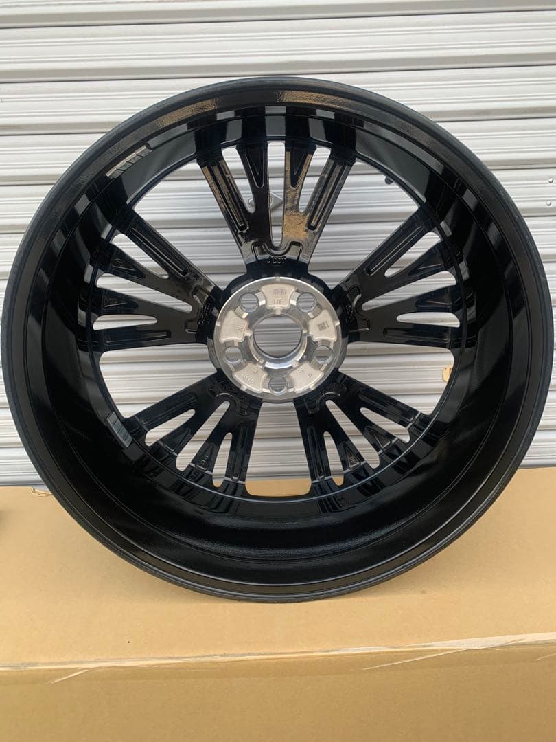 60プリウス MXWH60 19インチ 純正アルミホイール42611-47551