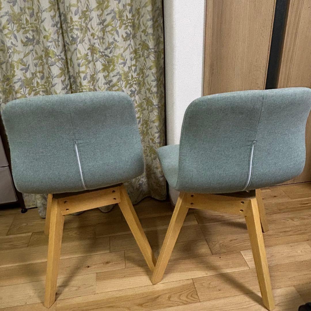 ダイニングチェア　回転椅子　ニトリ　サンデー　2個セット