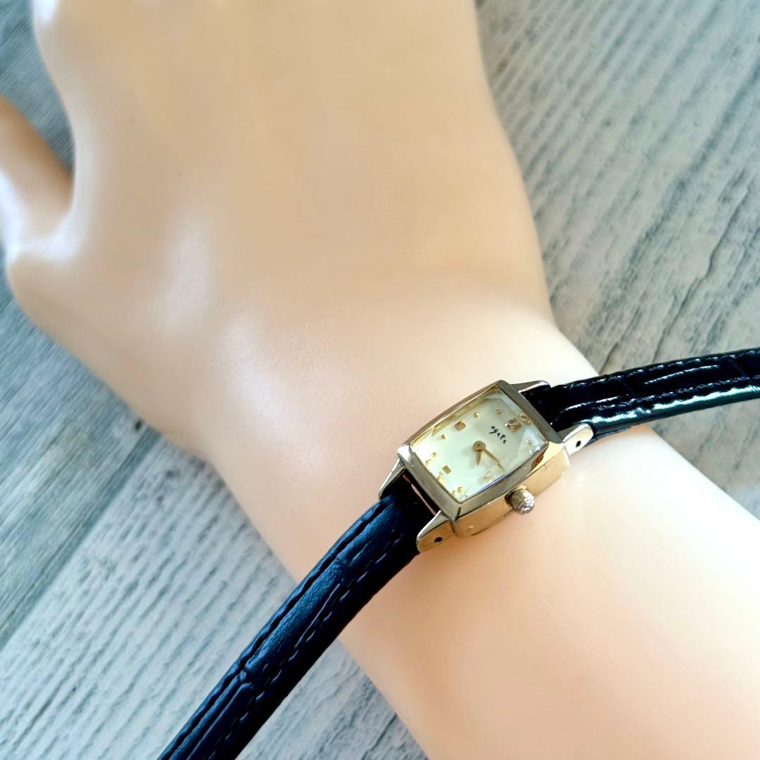 【電池交換済.】agete アガット 腕時計 0.02ct イエローゴールド