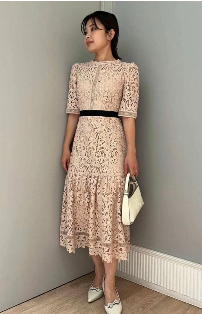 新品タグ付き　CELFORD レースワンピース