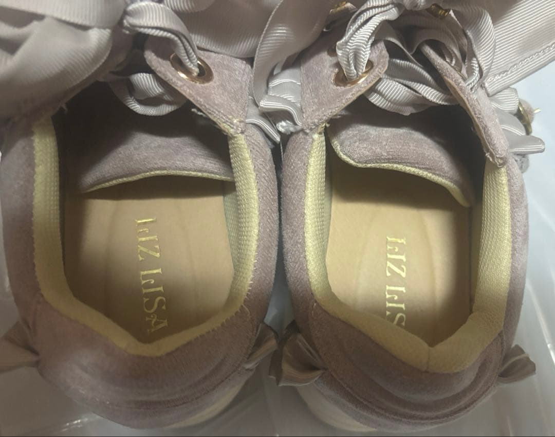 【LIZLISA】ビジューベルト厚底スニーカー ピンク