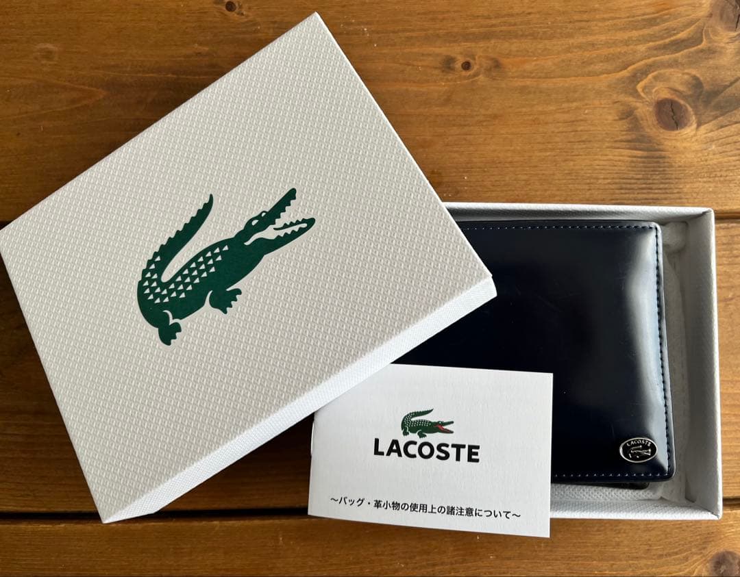 LACOSTE レザーミニマルショートウォレット