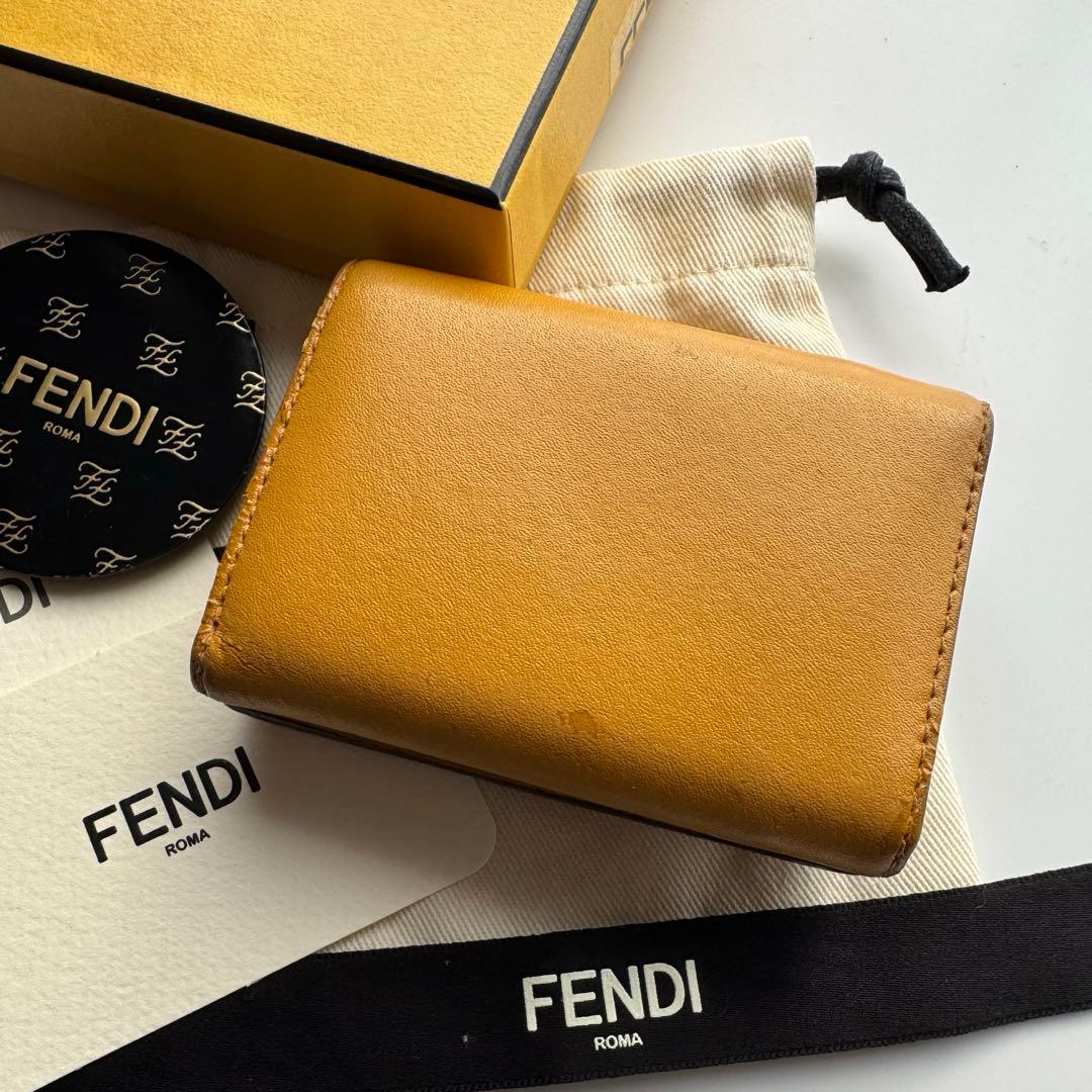 【美品】 131 FENDI フェンディ 3つ折り財布