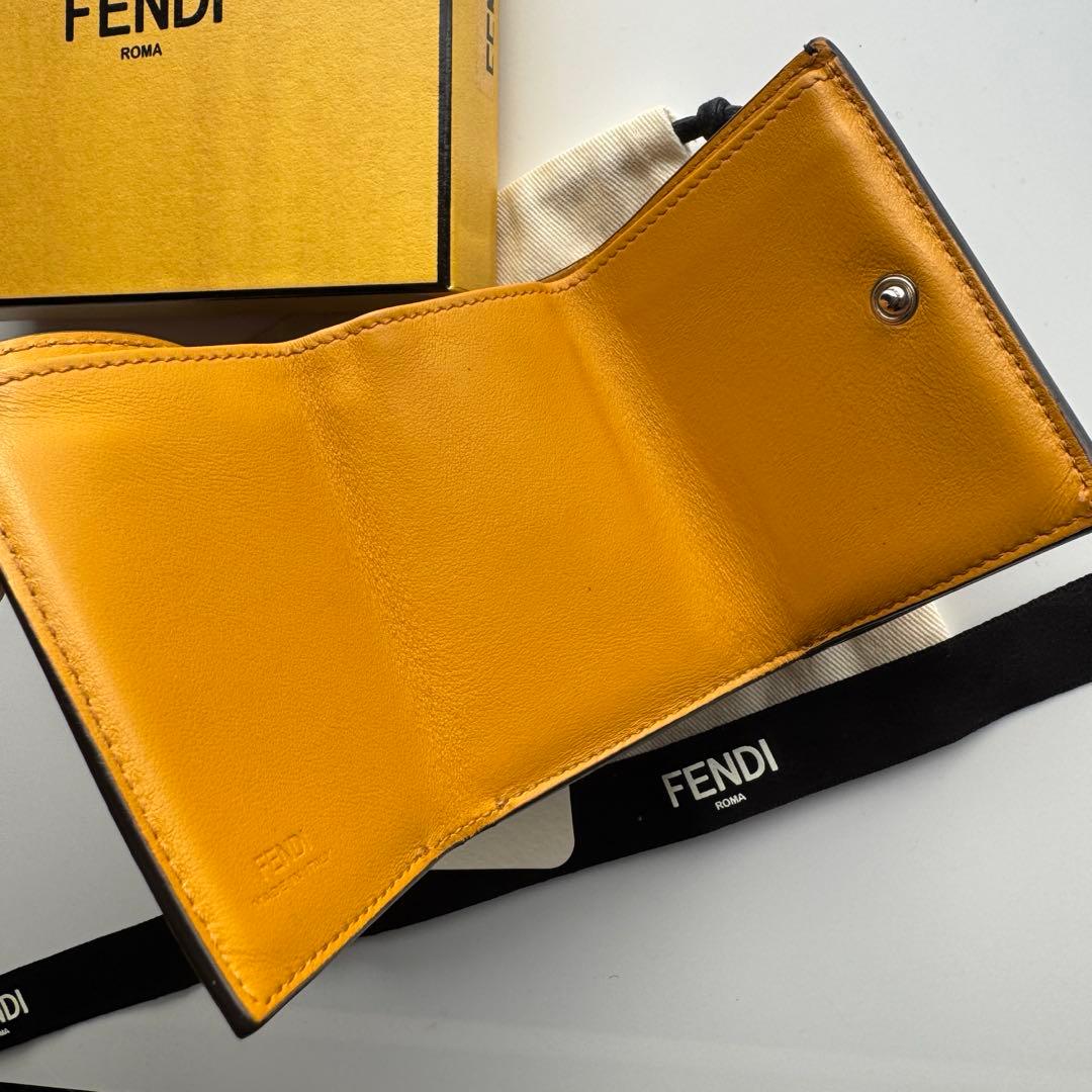 【美品】 131 FENDI フェンディ 3つ折り財布