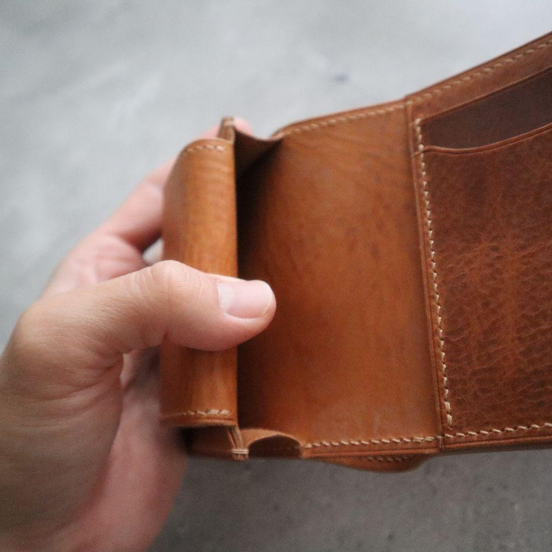 【即日発送可】オコシ金具の三つ折り財布　イタリアンレザー