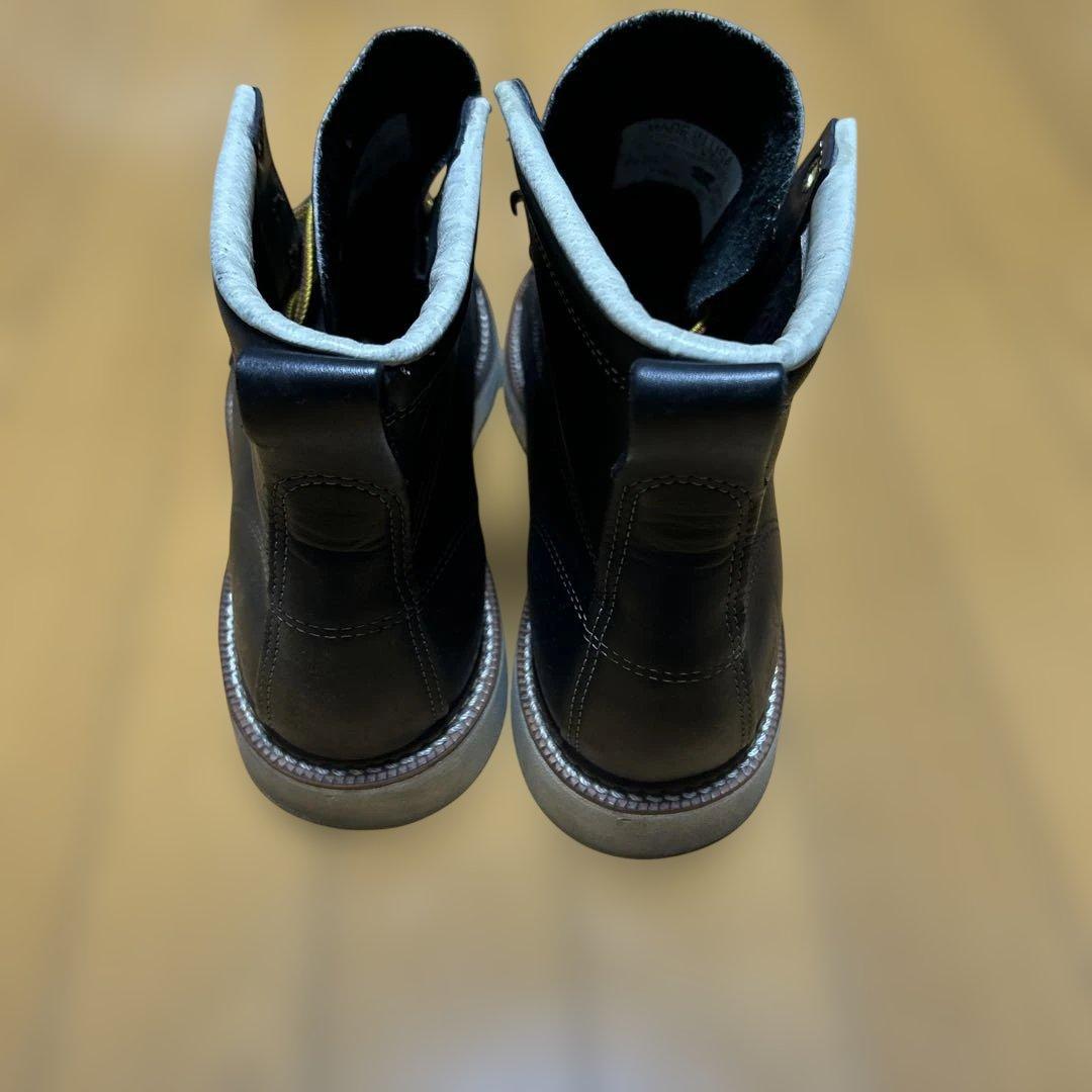 Thorogood 黒 ワークブーツ