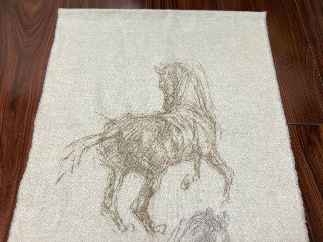 Hermès 馬のデザイン マフラー