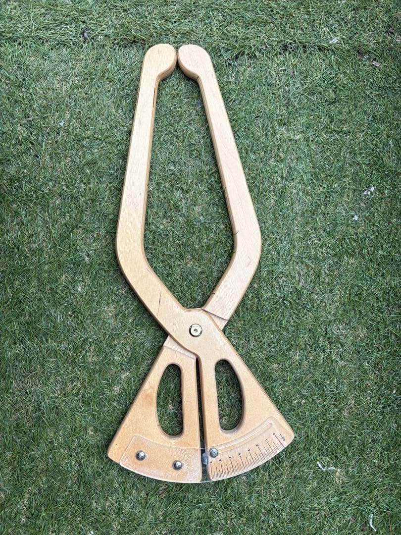 サーフボードキャリパー