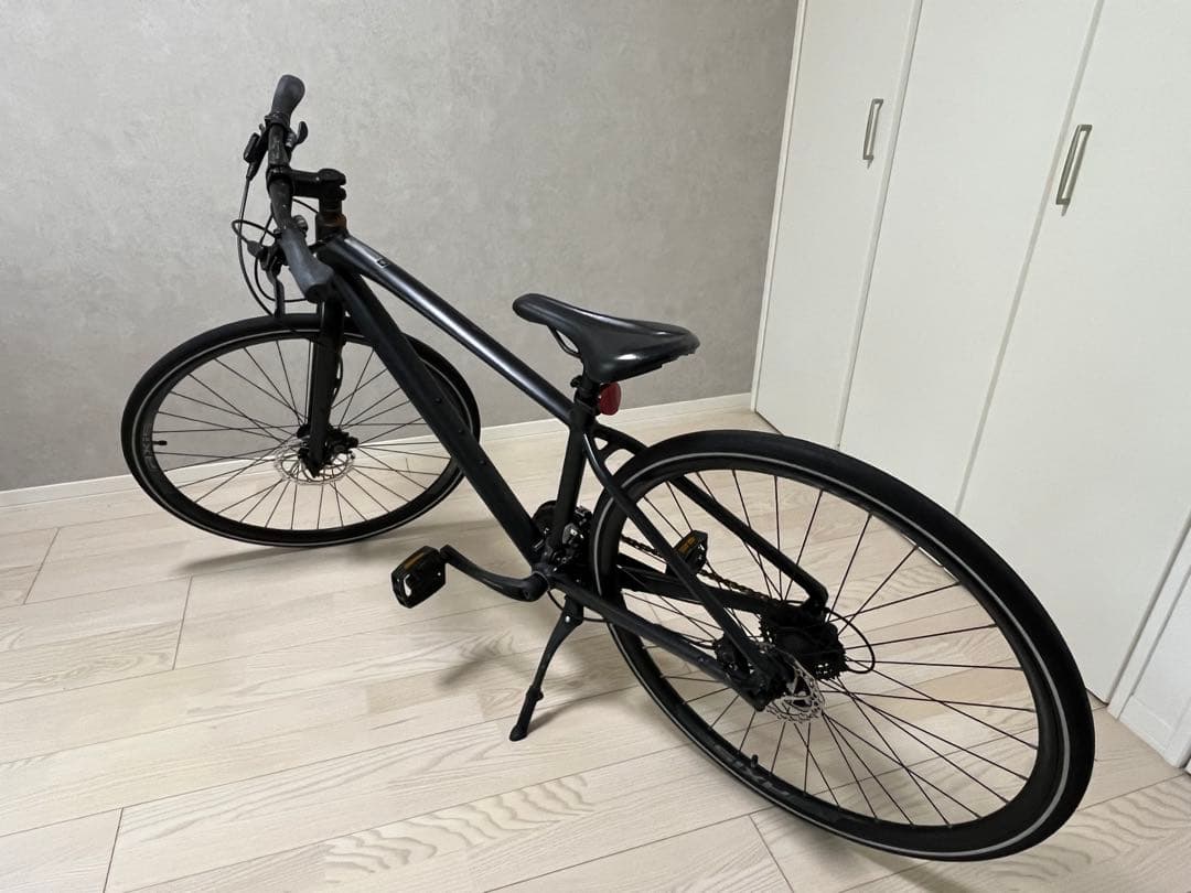 送料無料　SPECIALIZED - SIRRUS XS ブラック 黒