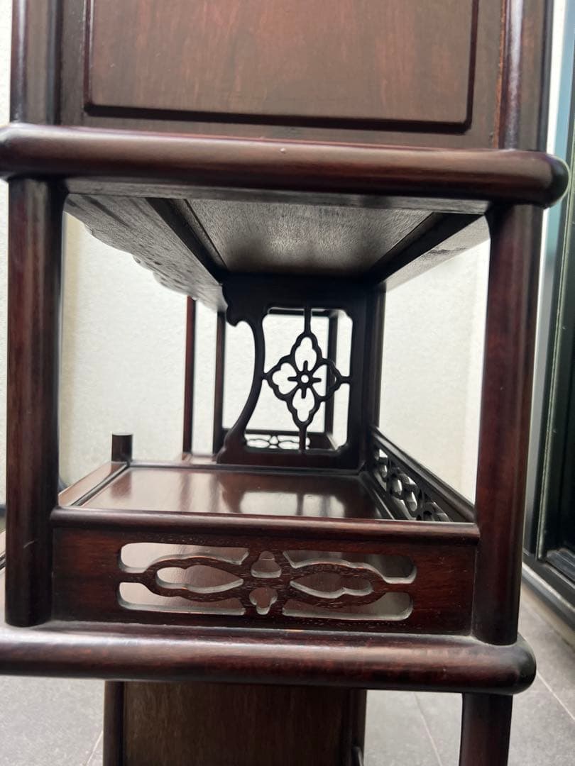 違い棚(高級)　紫檀　松と鶴模様　和家具 茶棚 茶箪笥 唐木　昭和レトロ