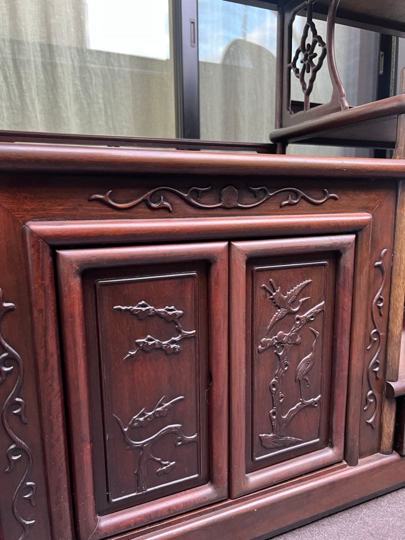 違い棚(高級)　紫檀　松と鶴模様　和家具 茶棚 茶箪笥 唐木　昭和レトロ