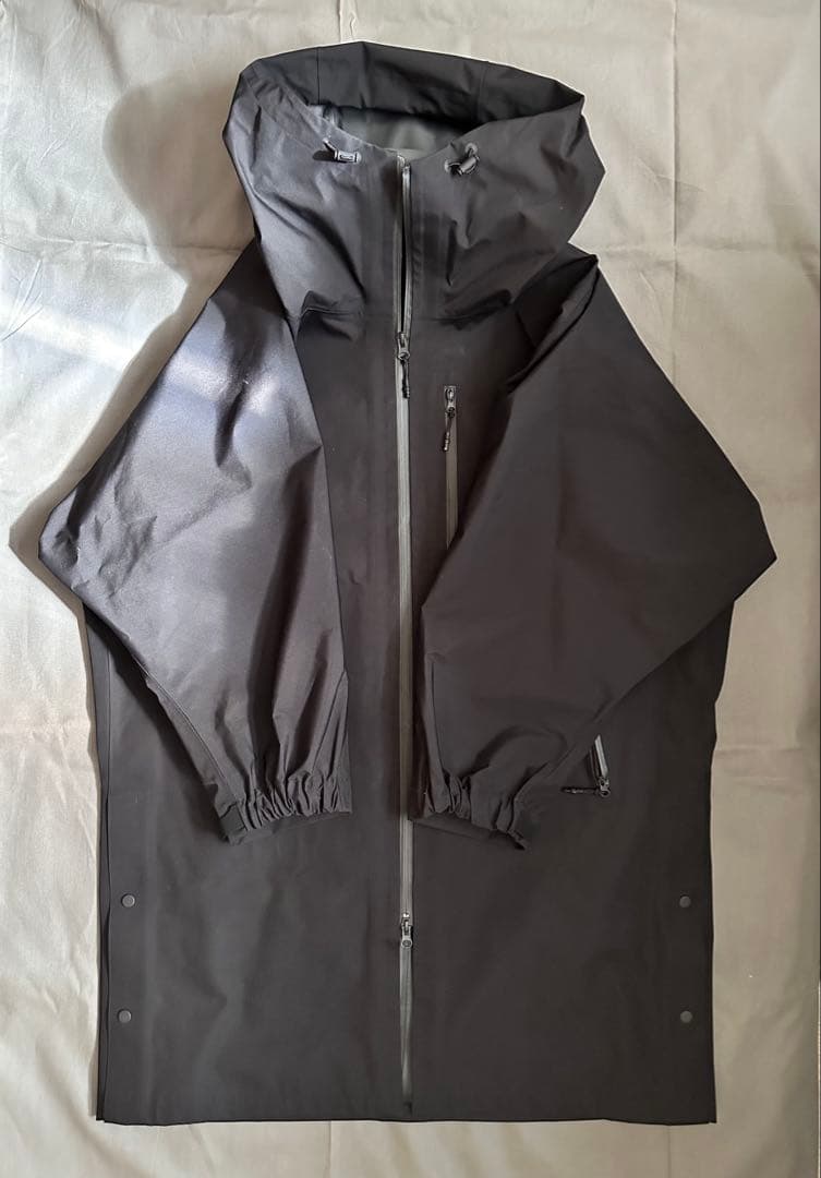 ★未使用★ユニクロ セオリー ブロックテックコート M ブラック