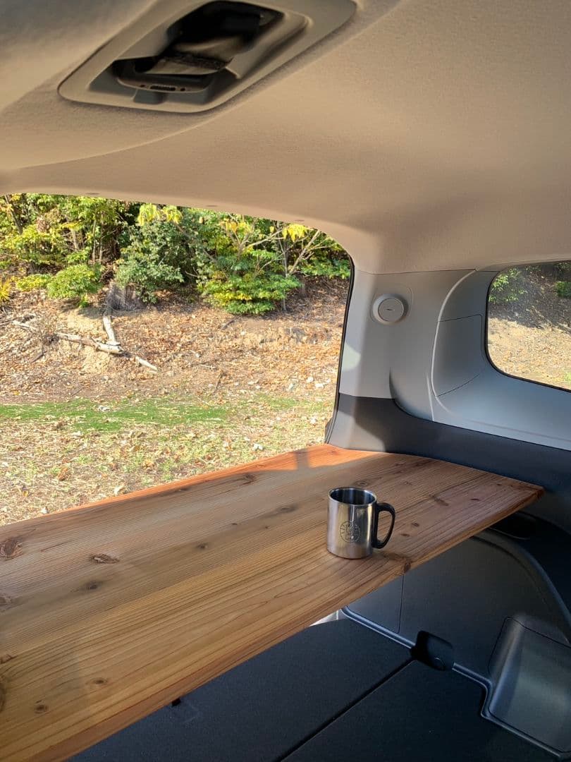 新型シエンタ　ラゲッジボード